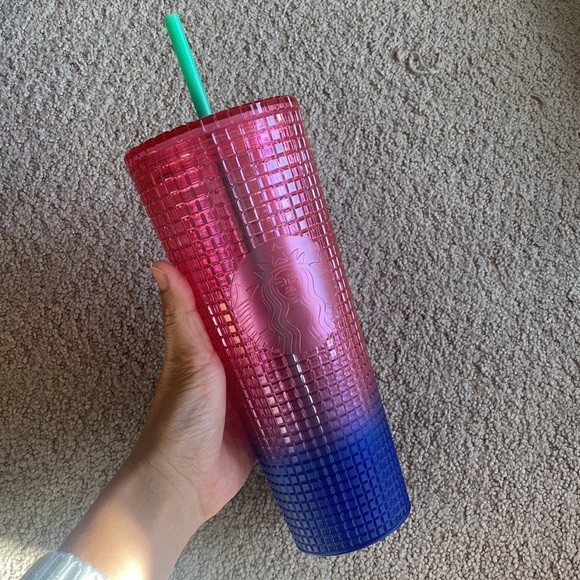 Starbucks Cold Cup Tumbler Venti 24 oz Summer 2022 - Picture 2 of 3
